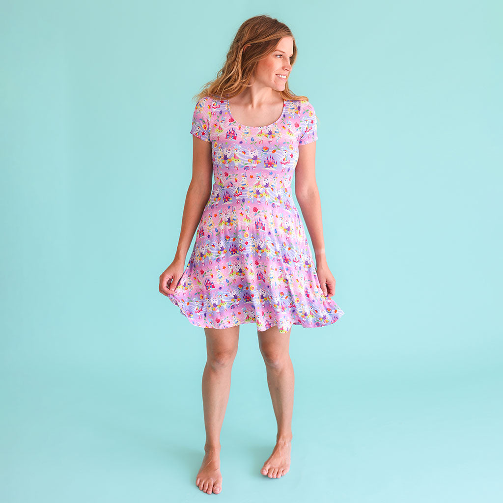 Lisa Frank® Ballerina Bunnies Women's Scoop Short Dress