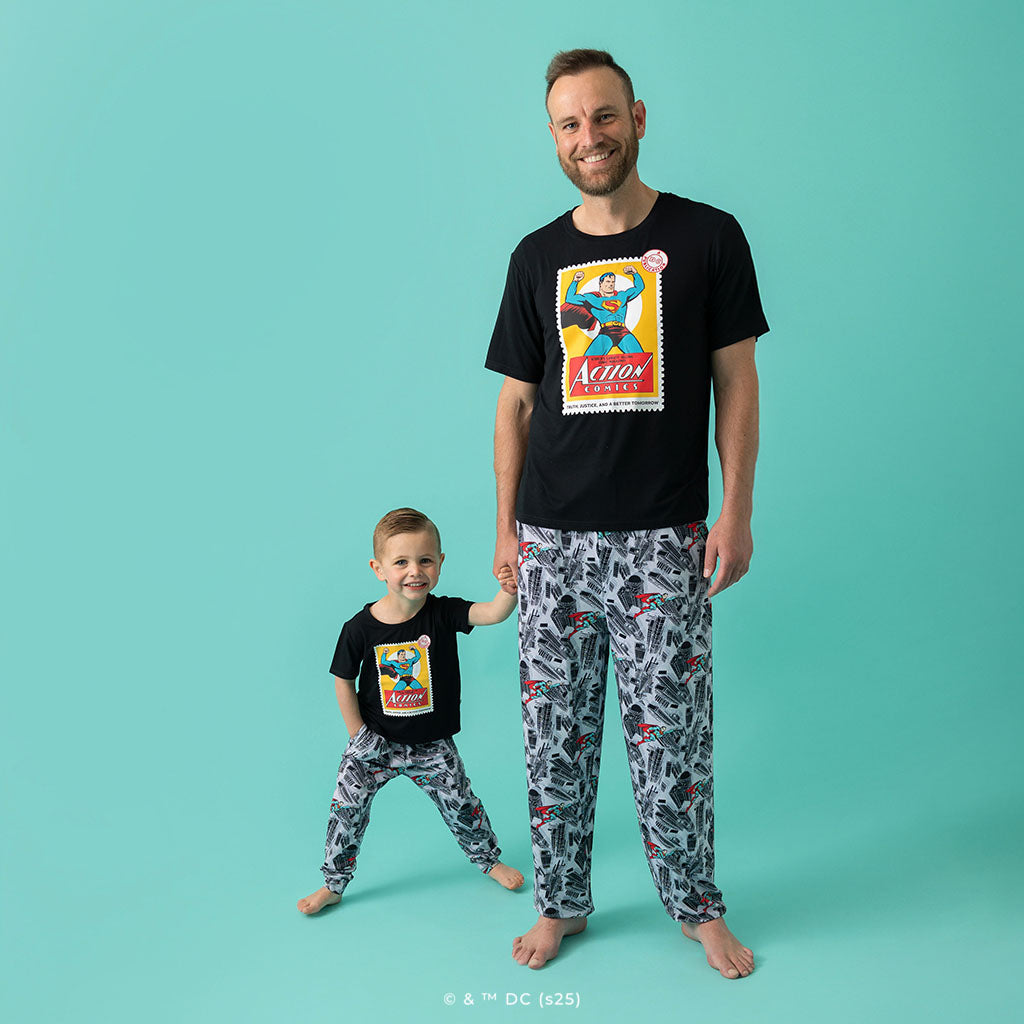 Retro Superman Men's Classic Graphic Tee